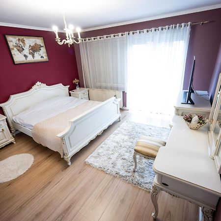 Chios Lake Apartament クルージュ＝ナポカ エクステリア 写真